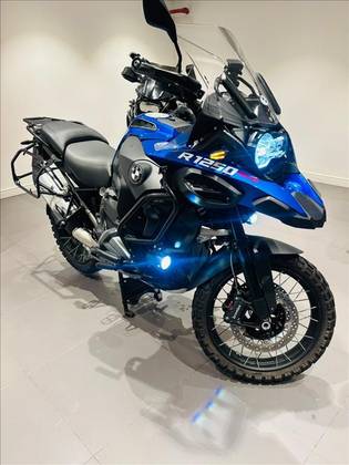 BMW R 1250 GS ADVENTURE PREMIUM RALLYE BMW R 1250 GS ADVENTURE PREMIUM RALLYE